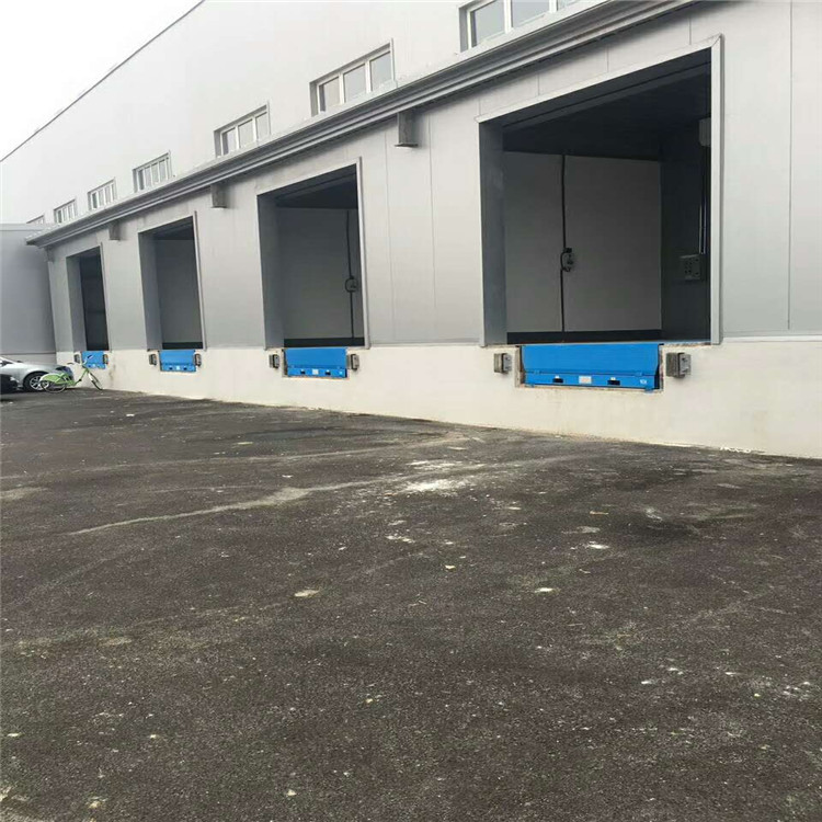 固定式登車(chē)橋 